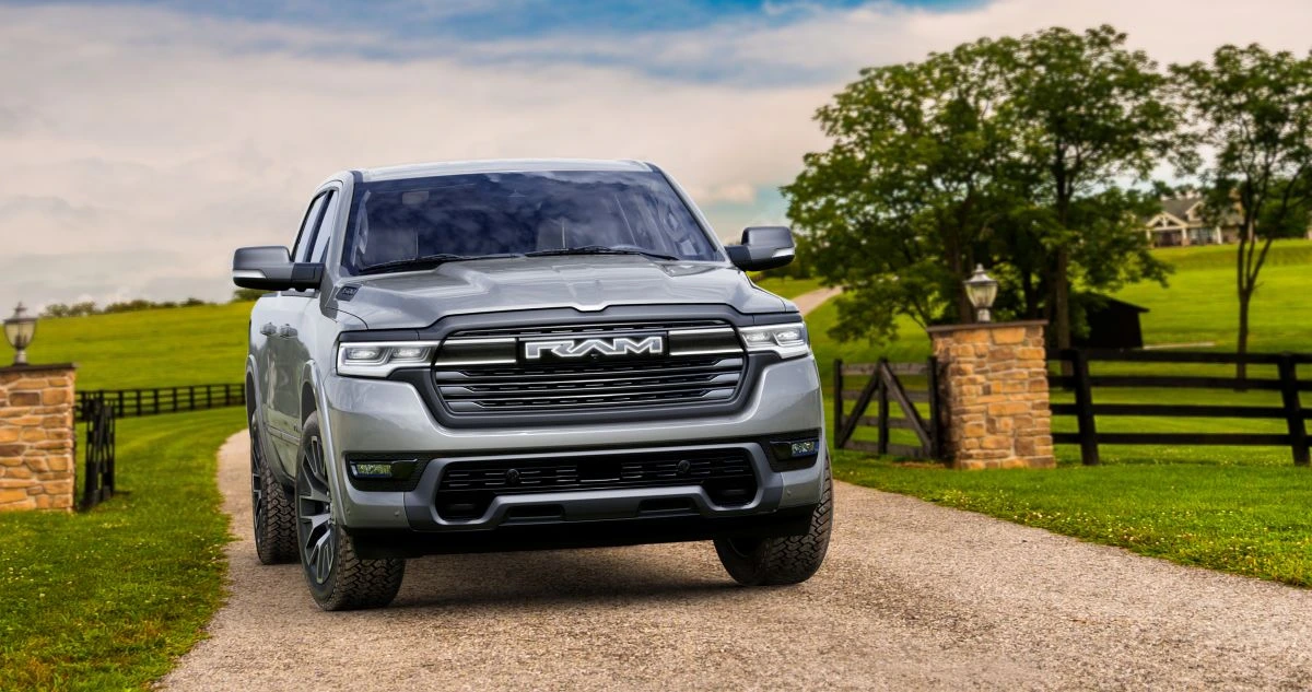 2025 RAM 1500 Ramcharger Hybrid