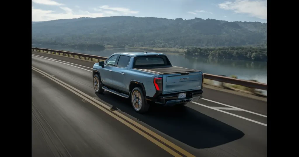 2025-gmc-sierra-ev-denali-002