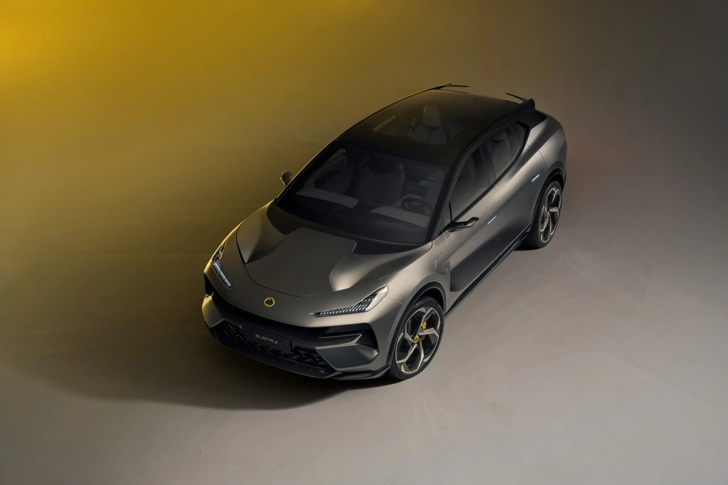 2025 Lotus Eletre Silver