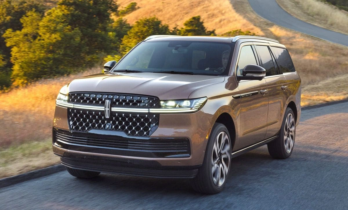 2025 Lincoln Navigator Black Label_Sunrise Copper