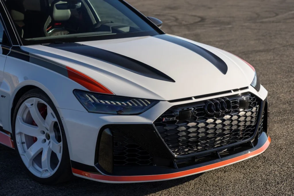 2025 Audi RS6 Avant GT