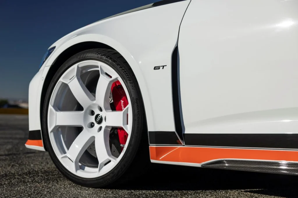 2025 Audi RS6 Avant GT