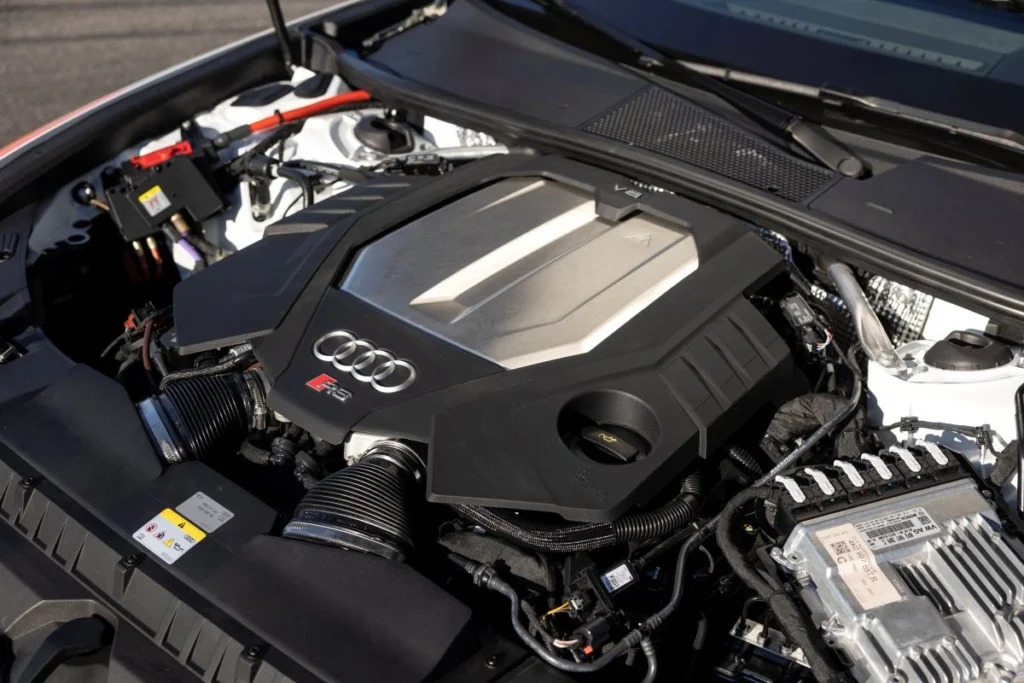 2025 Audi RS6 Avant GT