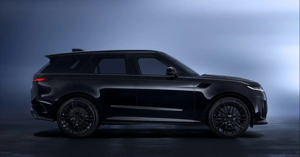 New Range Rover Sport SV Black