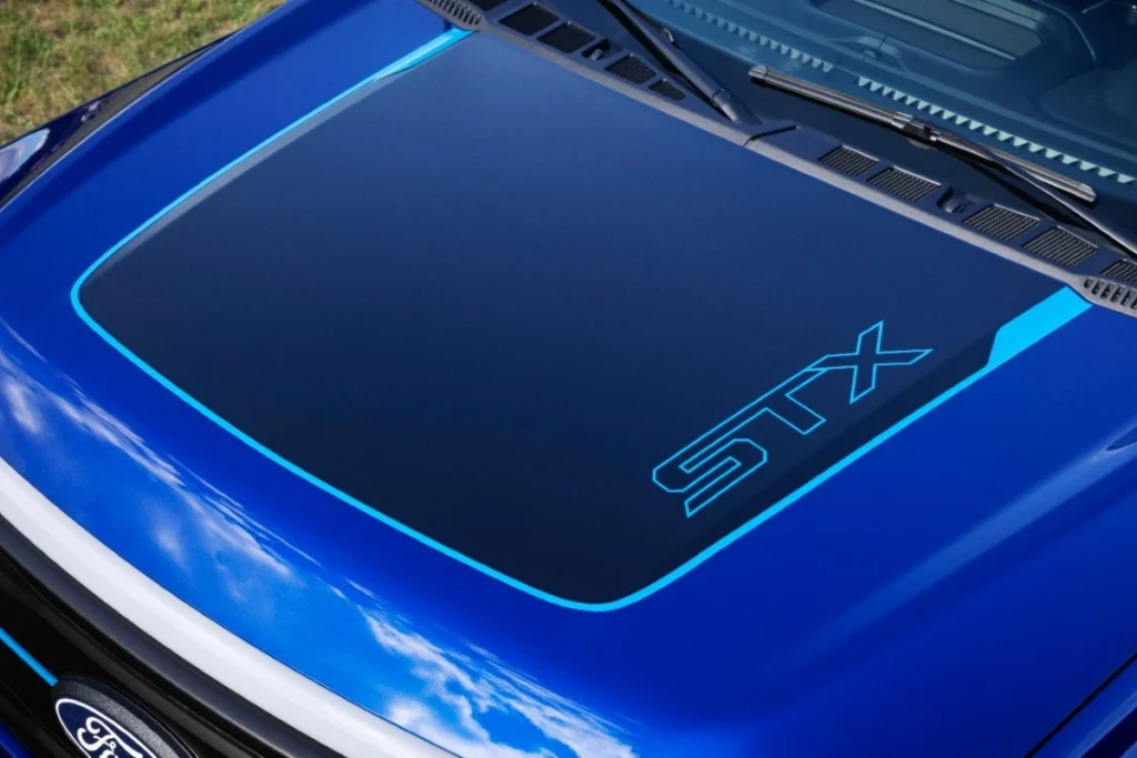 2026 Ford F-150 Lightning STX, Front bonnet